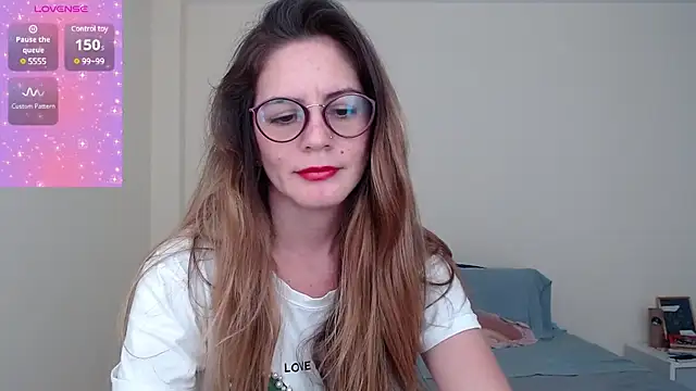 Snapshot of Hanny_24 chatting on 02-12-25, 06:30 Hanny 24 online show from 02-12-25, 06:30