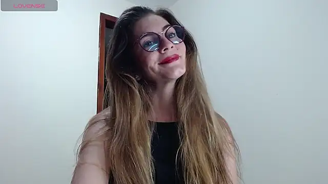 Snapshot of Hanny_24 chatting on 03-02-25, 02:41 Hanny 24 online show from 03-02-25, 02:41