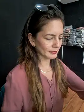 Snapshot of Hanny_24 chatting on 09-29-25, 03:06 Hanny 24 online show from 09-29-25, 03:06