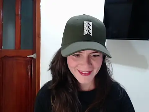 Snapshot of Hanny_24 chatting on 07-19-26, 11:41 Hanny 24 online show from 07-19-26, 11:41