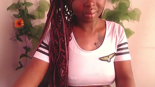  Zooee online show from 04-24-26, 04:20