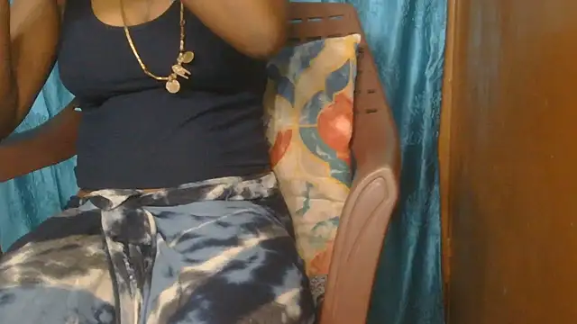 Snapshot of chocolatebabtamill chatting on 06-11-26, 02:53 chocolatebabtamill online show from 06-11-26, 02:53