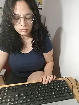 babyluna939 online show from 09-10-25, 12:21