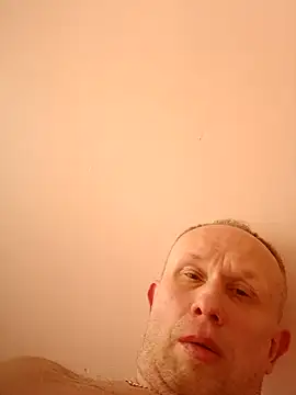 Snapshot of X46x chatting on 09-26-25, 02:54 X46x online show from 09-26-25, 02:54