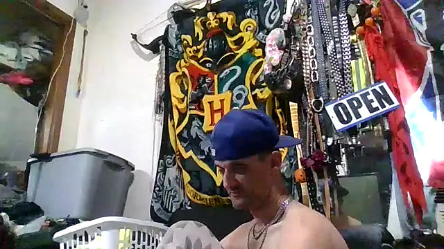 slinginbigD online show from 12-19-25, 05:09