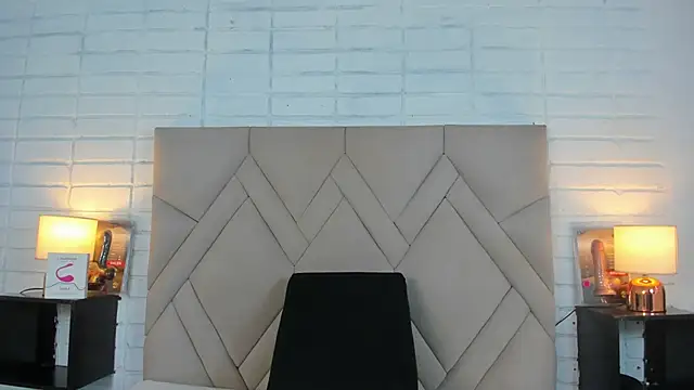 Isis Osman online show from 03-13-25, 10:10