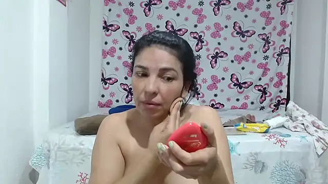 anybellucci43 online show from 01-19-25, 11:00