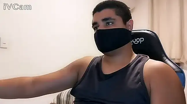 Snapshot of LeoPutaria chatting on 01-04-25, 11:48 LeoPutaria online show from 01-04-25, 11:48