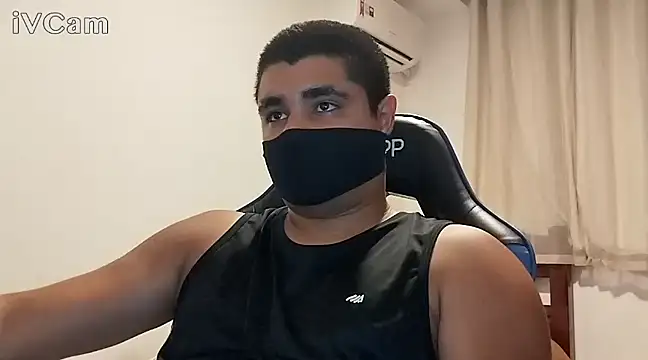 Snapshot of LeoPutaria chatting on 01-25-25, 09:25 LeoPutaria online show from 01-25-25, 09:25