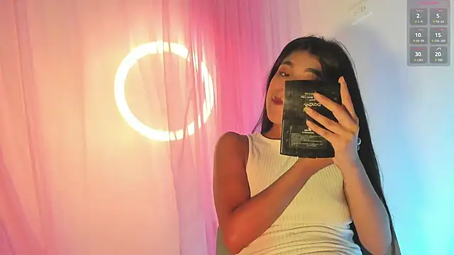 Snapshot of Monica_lopez chatting on 02-05-25, 07:31 Monica lopez online show from 02-05-25, 07:31