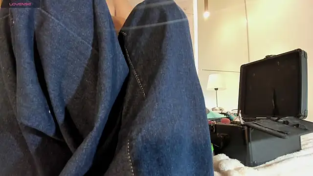 Snapshot of anastasia_jhons chatting on 10-30-25, 03:08 anastasia jhons online show from 10-30-25, 03:08