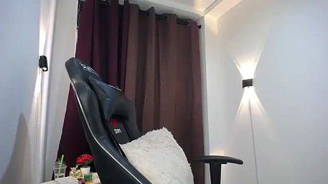 janna isa online show from 01-21-25, 02:37