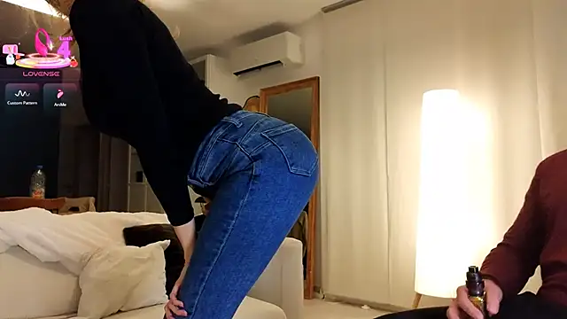 Snapshot of Luxymin34 chatting on 02-17-25, 08:47 Luxymin34 online show from 02-17-25, 08:47