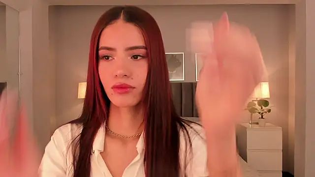 Madie  collins online show from 02-02-25, 11:19