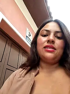 Snapshot of DULCE__26 chatting on 01-20-25, 05:16 DULCE  26 online show from 01-20-25, 05:16
