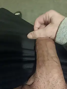 casper0303 online show from 02-04-25, 10:13