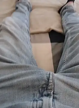 casper0303 online show from 09-29-25, 07:24