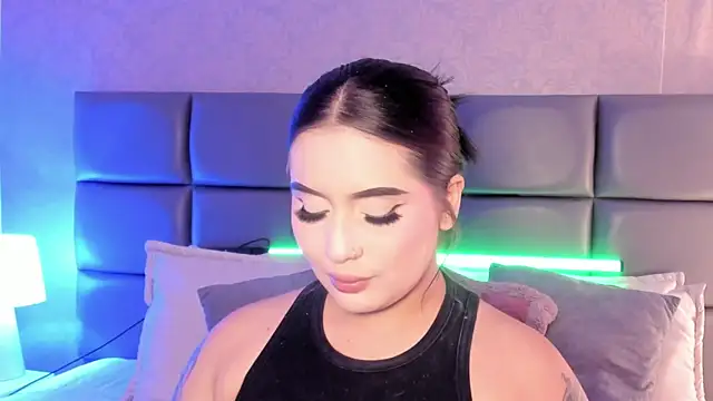 SpicySugar  online show from 04-12-26, 08:03