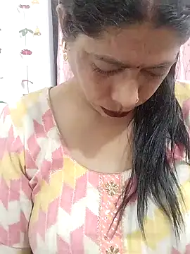 Urmila bhabhii online show from 11-28-25, 04:09