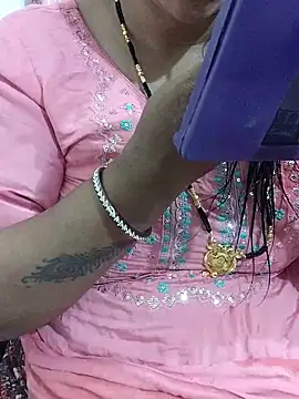 Urmila bhabhii online show from 04-29-26, 03:21