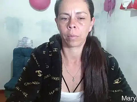 Snapshot of Marilyn_xxxx chatting on 05-08-26, 11:04 Marilyn xxxx online show from 05-08-26, 11:04