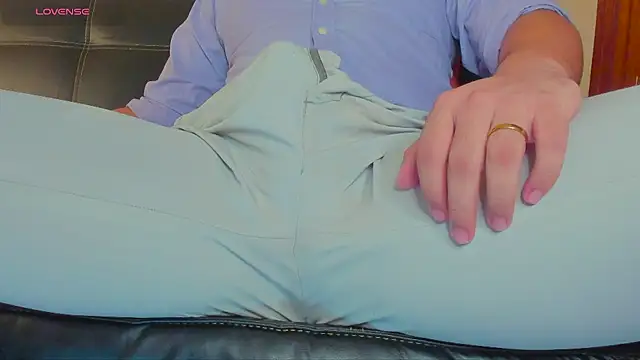 MrLonely02 online show from 12-17-24, 01:50