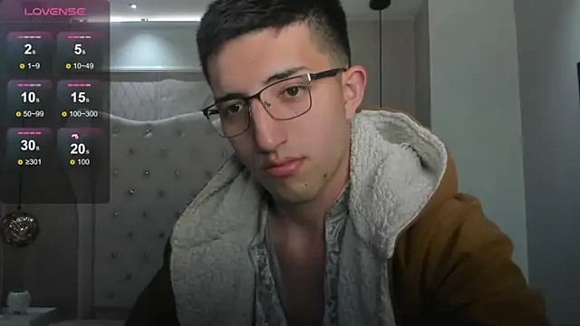 Un Slutty online show from 10-08-25, 07:55
