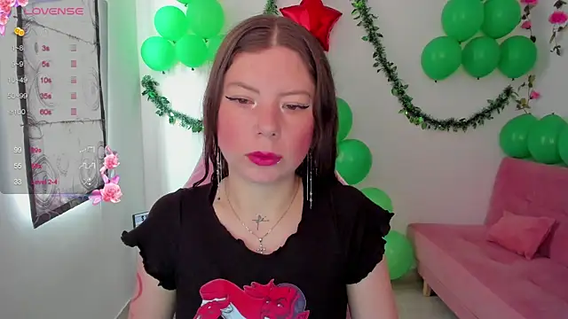 Snapshot of Susana_garcia_ chatting on 12-12-24, 03:27 Susana garcia online show from 12-12-24, 03:27