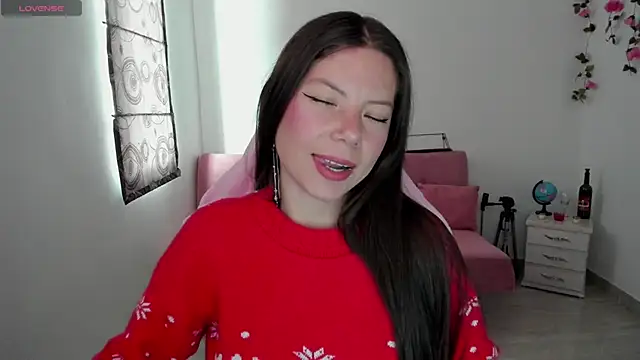 Snapshot of Susana_garcia_ chatting on 03-11-25, 08:09 Susana garcia online show from 03-11-25, 08:09