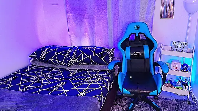 aron wi online show from 09-15-25, 10:37