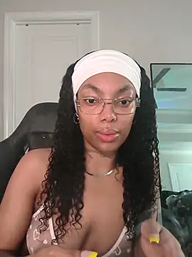 butterflybootyy online show from 04-30-26, 11:38