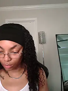 butterflybootyy online show from 05-08-26, 11:04