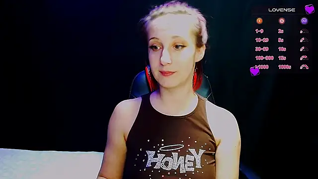 Snapshot of AgathaNoxe chatting on 12-05-24, 06:21 AgathaNoxe online show from 12-05-24, 06:21