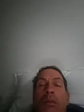 Snapshot of bagoulo chatting on 10-28-25, 08:07 bagoulo online show from 10-28-25, 08:07