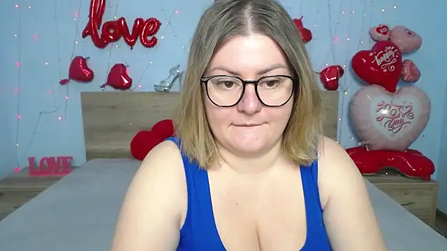ZannaDreil online show from 02-12-25, 07:02