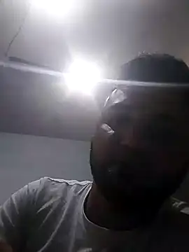 Snapshot of SINUECASTILLO chatting on 01-05-25, 08:54 SINUECASTILLO online show from 01-05-25, 08:54