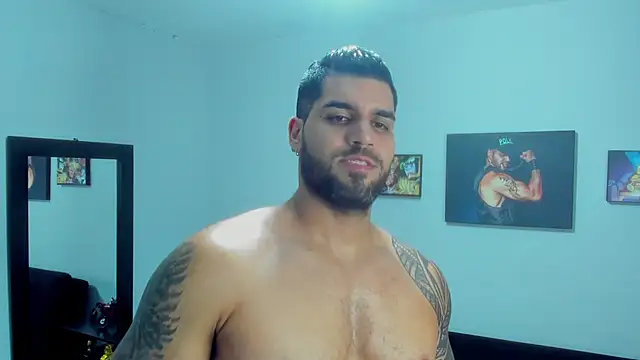 Snapshot of SamirHazard97 chatting on 01-31-25, 02:37 SamirHazard97 online show from 01-31-25, 02:37