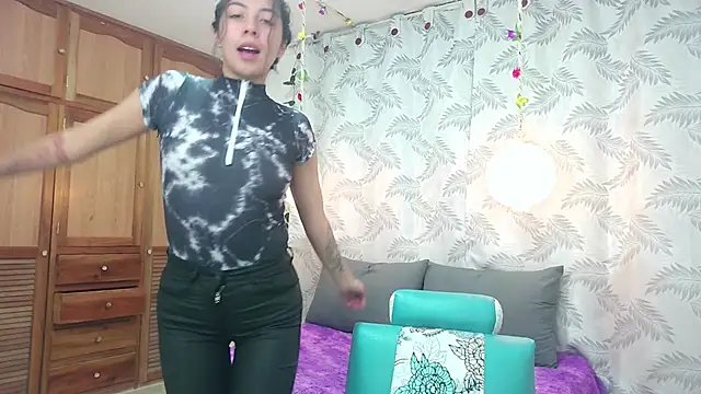 Mya paris online show from 01-24-25, 01:24