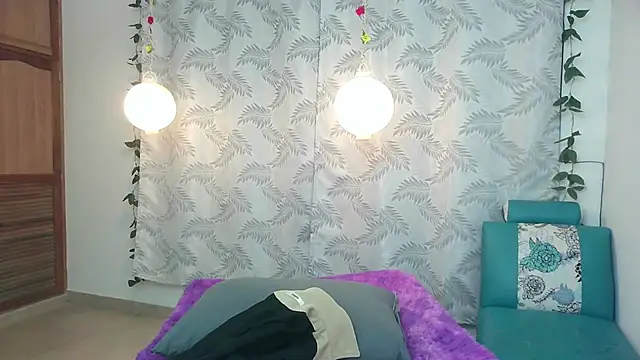 Mya paris online show from 02-06-25, 04:21