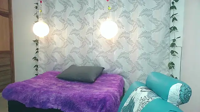 Mya paris online show from 02-08-25, 08:52