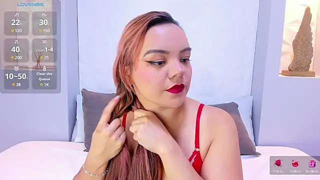 EmilyRouss  online show from 03-10-25, 07:07