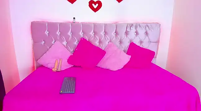 Snapshot of Cristal_moon1 chatting on 12-05-24, 10:12 Cristal moon1 online show from 12-05-24, 10:12