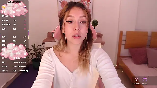 Dahlia  espresso online show from 02-11-26, 09:09