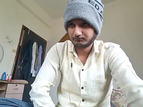 Jonrobinso online show from 11-29-25, 05:21