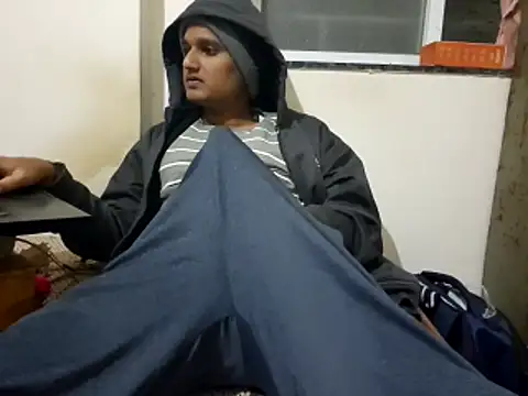 Jonrobinso online show from 12-15-25, 04:00