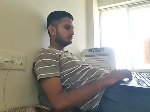 Jonrobinso online show from 06-18-26, 04:35