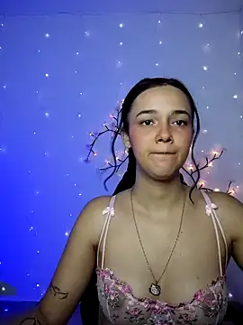 Snapshot of _Denis_sweet chatting on 05-02-26, 03:33 Denis sweet online show from 05-02-26, 03:33