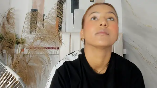 miranda villa online show from 04-06-26, 12:17