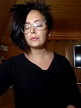 Snapshot of Selena_Selly7 chatting on 10-04-25, 12:36 Selena Selly7 online show from 10-04-25, 12:36