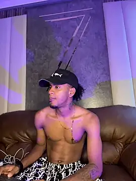 AaronCruz  online show from 03-17-25, 07:26